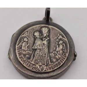 U.L. Frau von Altötting Relic Reliquary Locket Pendant With Paperolles Vintage